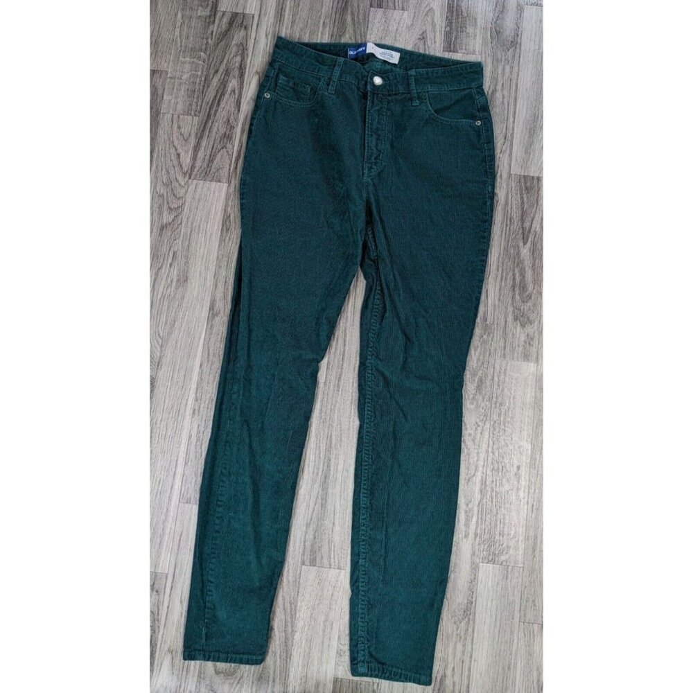 Reposh: Old Navy Size 6 Pockets High Rise Rockstar Skinny Green Corduroy Pants